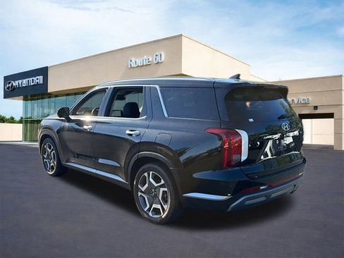Certified 2024 Hyundai Palisade SEL w/ Premium Package FWD image 5