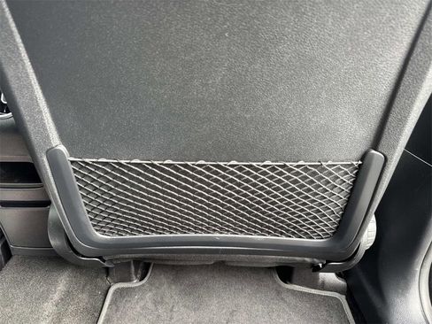 Used 2022 Mercedes-Benz GLB 250 image 19