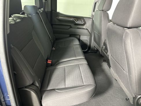 Used 2023 Chevrolet Silverado 1500 LT AWD/4WD image 28