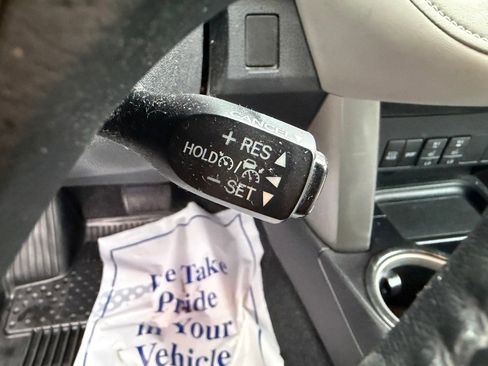 Used 2017 Toyota RAV4 Platinum image 23