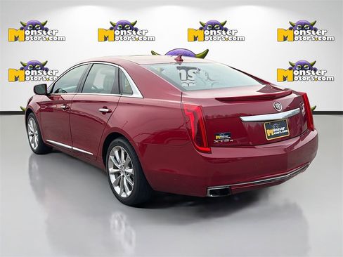 Used 2014 Cadillac XTS Luxury image 7