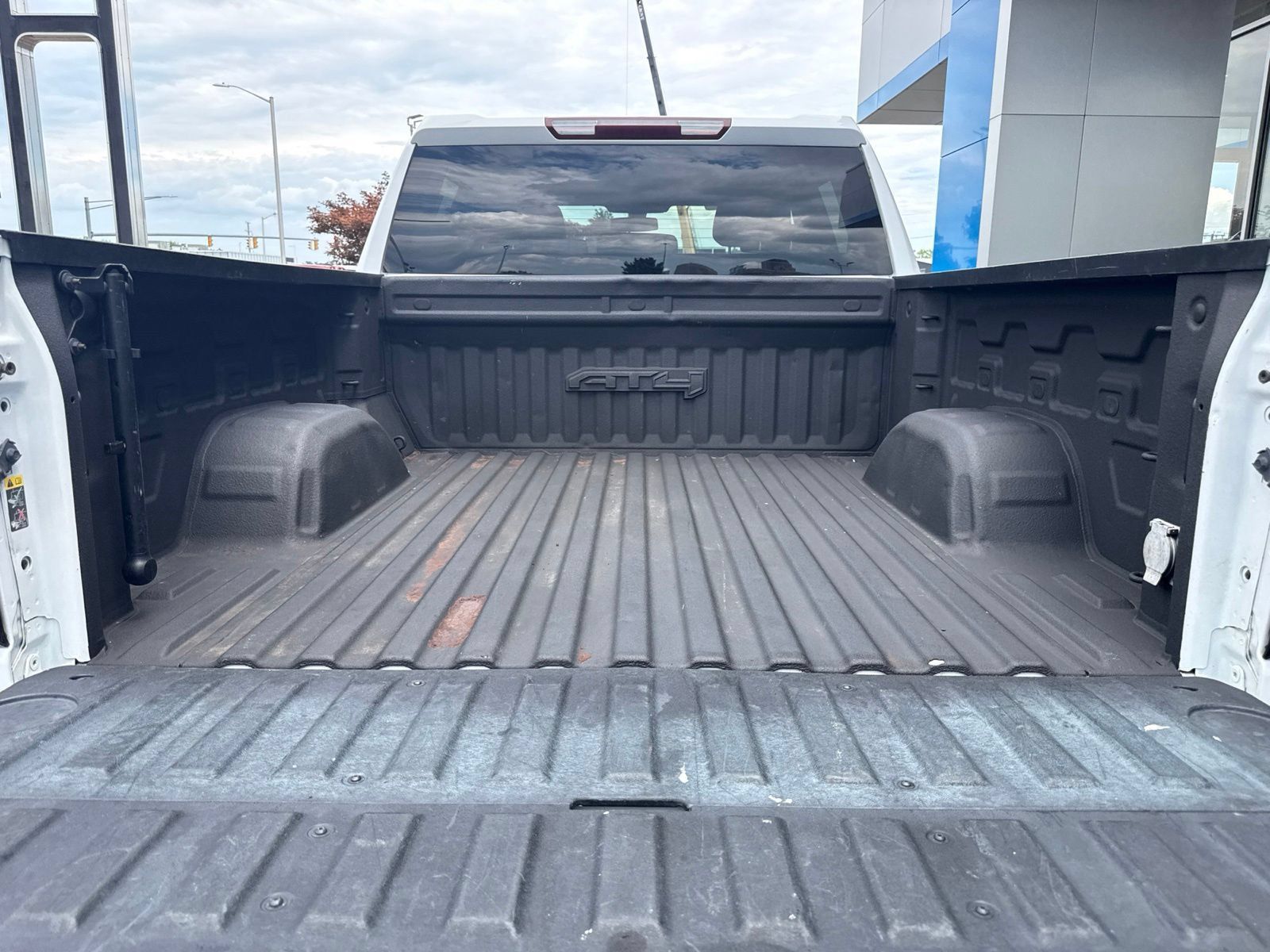 Used 2021 GMC Sierra 1500 AT4 AWD/4WD image 14