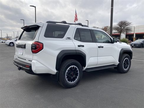 New 2025 Toyota 4Runner TRD Off-Road Premium image 5