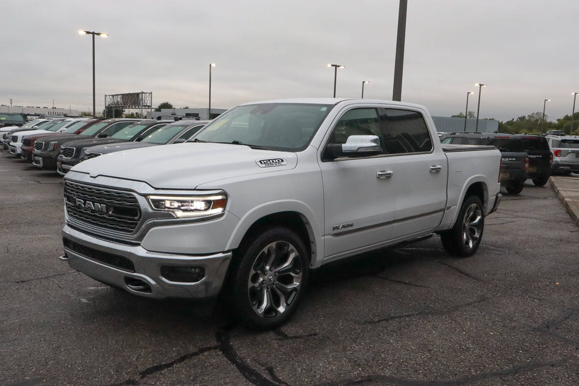 Used 2020 RAM 1500 Limited AWD/4WD image 3