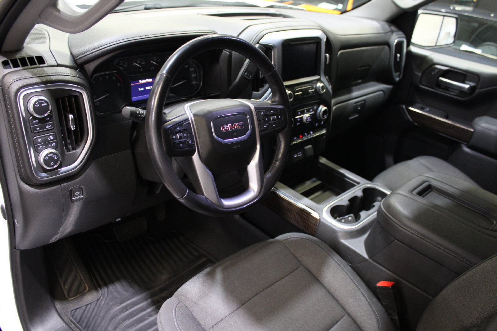 Used 2021 GMC Sierra 1500 Elevation AWD/4WD image 24