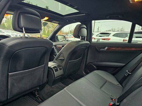 Used 2009 Mercedes-Benz C 300 4MATIC Sedan image 22