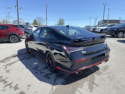 Certified 2025 Hyundai Elantra N w/ Cargo Package FWD image 6
