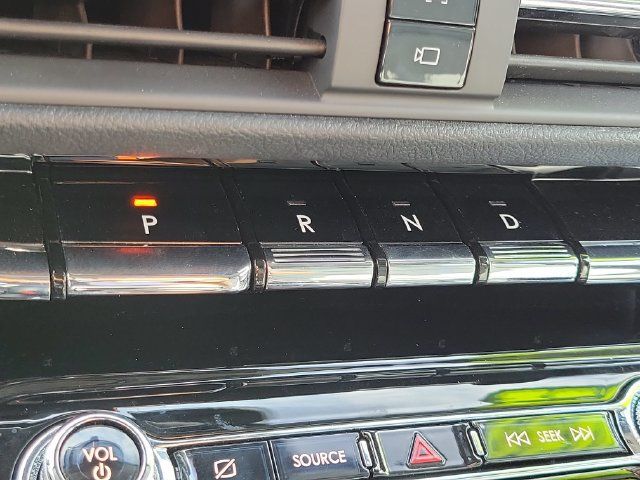 Used 2022 Lincoln Corsair FWD image 20