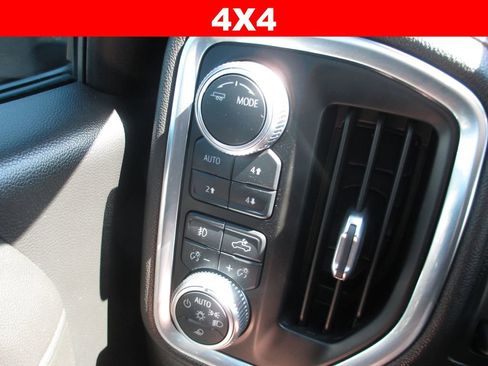 Used 2021 GMC Sierra 1500 AT4 w/ Technology Package image 27