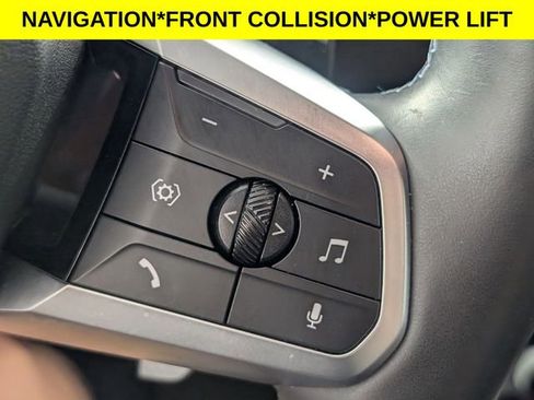 Used 2024 BMW X1 M35i w/ Shadowloine Package image 17