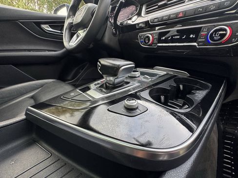 Used 2018 Audi Q7 3.0T Prestige AWD/4WD image 34