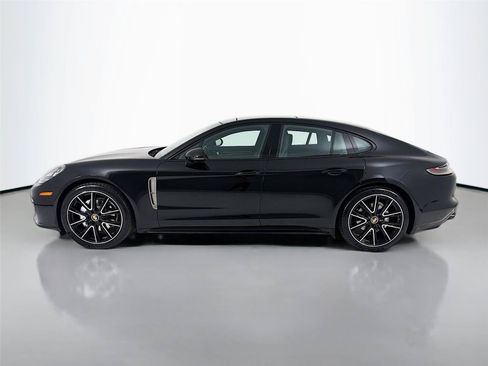 Used 2023 Porsche Panamera Platinum Edition RWD image 2