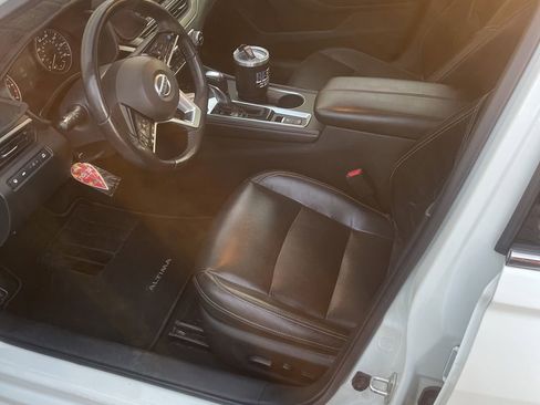 Used 2019 Nissan Altima 2.5 SL FWD image 8