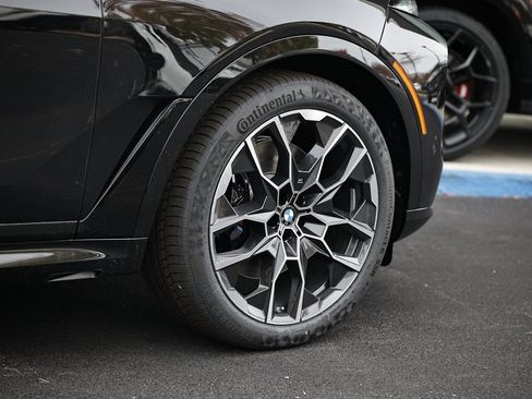 New 2026 BMW X7 xDrive40i w/ M Sport Package image 5