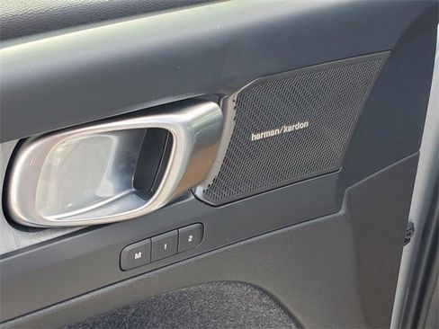 New 2026 Volvo XC40 B5 Ultra w/ Climate Package image 11