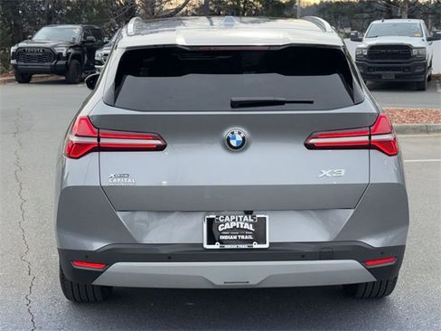 Used 2025 BMW X3 xDrive30i w/ Premium Package image 12