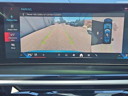 Used 2024 BMW X7 M60i w/ Executive Package image 16