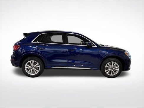 Certified 2025 Audi Q3 2.0T Premium Plus w/ Premium Plus Package AWD/4WD image 6