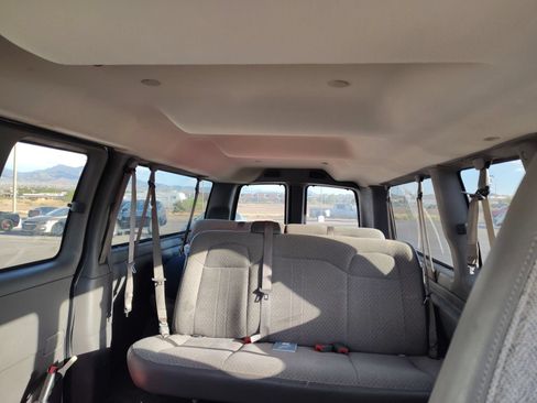 Used 2019 Chevrolet Express 3500 LT w/ LT Preferred Equipment Group RWD image 6