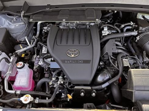 New 2026 Toyota Grand Highlander AWD Hybrid image 31