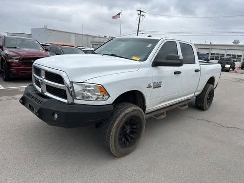 Used 2016 RAM 3500 Tradesman w/ Chrome Appearance Group image 10