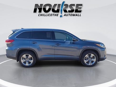 Used 2018 Toyota Highlander Limited w/ Protection Package #3 image 9