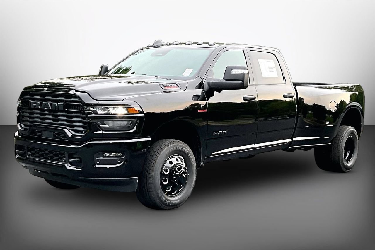 New 2026 RAM 3500 Big Horn AWD/4WD image 4