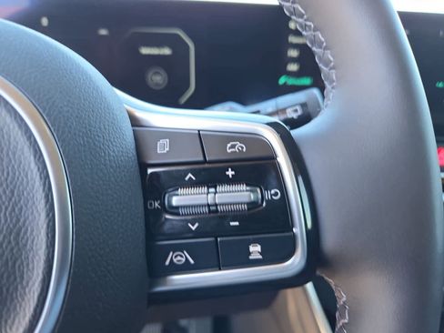 Certified 2026 Kia Carnival SX Prestige image 25