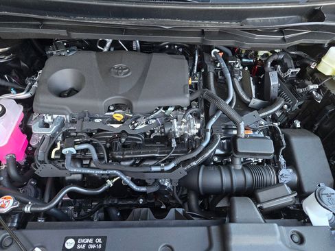 Used 2026 Toyota Sienna XLE image 27