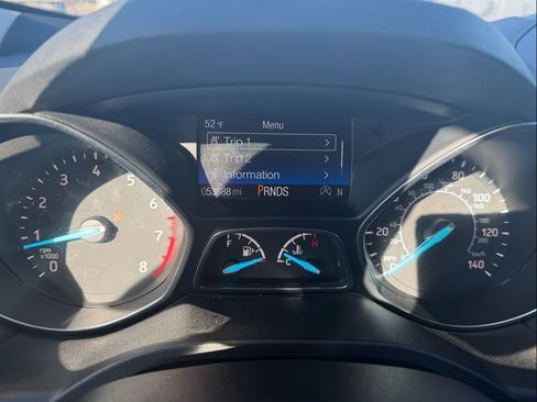 Used 2017 Ford Escape SE w/ SE Cold Weather Package image 24