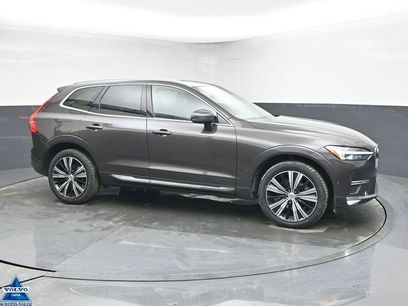 Used 2022 Volvo XC60 B5 Inscription w/ Advanced Package