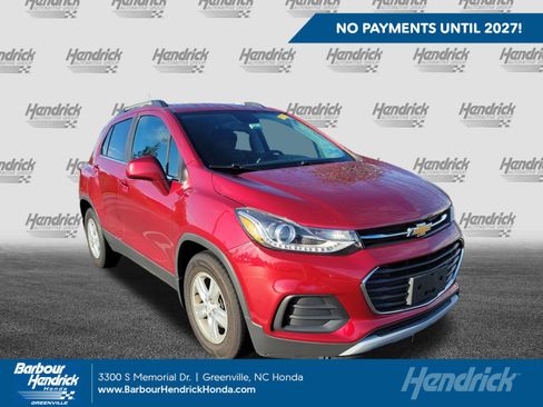 Used 2019 Chevrolet Trax LT w/ LPO, Protection Package FWD image 1