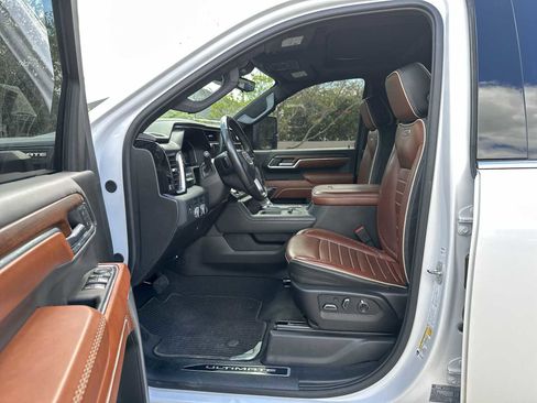 Certified 2024 GMC Sierra 3500 Denali Ultimate AWD/4WD image 2