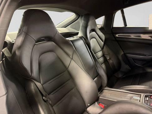 Used 2017 Porsche Panamera 4S w/ Sport Package AWD/4WD image 25