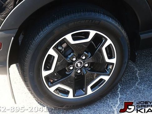 Used 2024 Ford Bronco Sport Outer Banks AWD/4WD image 9