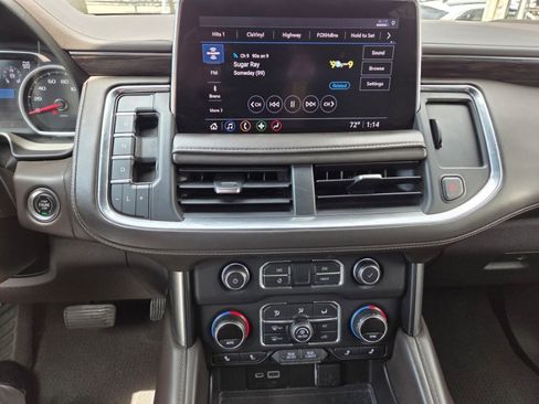 Used 2021 Chevrolet Suburban Z71 w/ Z71 Off-Road Package image 20