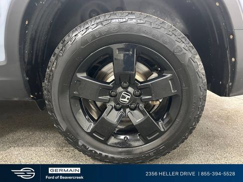 Used 2025 Honda Ridgeline Black Edition image 13