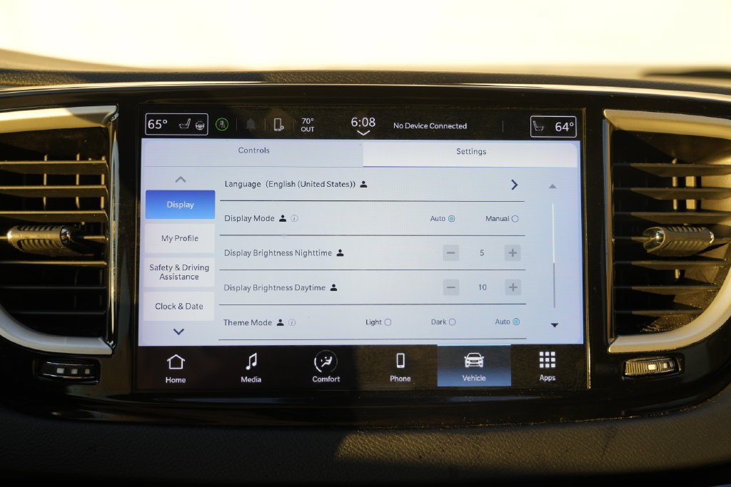 Used 2023 Chrysler Pacifica Touring-L FWD image 48