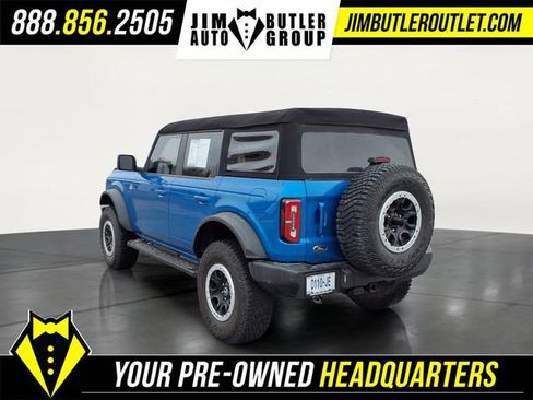 Used 2023 Ford Bronco Outer Banks w/ Sasquatch Package AWD/4WD image 2