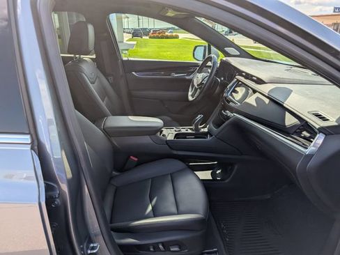 Used 2021 Cadillac XT5 Premium Luxury AWD/4WD image 3