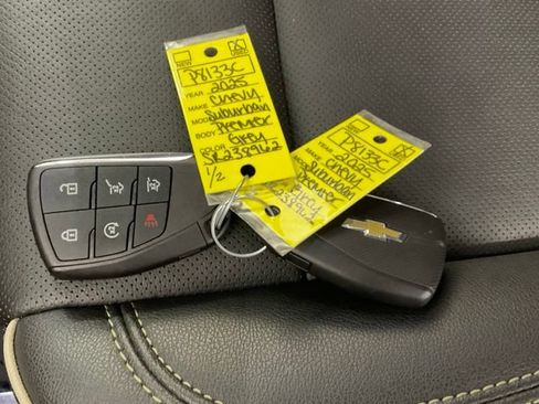 Used 2025 Chevrolet Suburban Premier AWD/4WD image 47