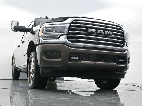 Used 2022 RAM 3500 Limited AWD/4WD image 40