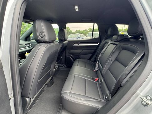 New 2027 GMC Terrain Elevation w/ Elevation Premium Package AWD/4WD image 33