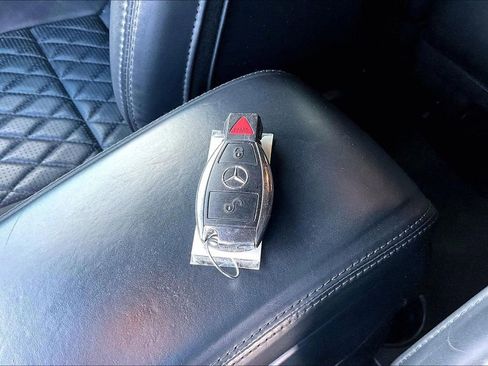 Used 2014 Mercedes-Benz G 63 AMG 4MATIC image 11