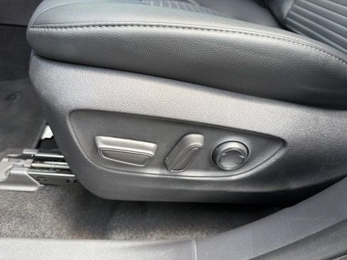 Certified 2025 Toyota Highlander XSE AWD/4WD image 10