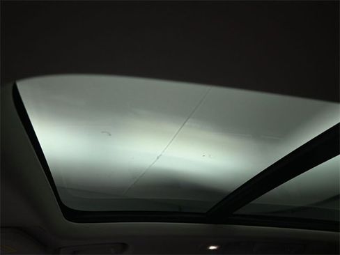 Used 2024 Volvo XC90 T8 Plus w/ Protection Package Premier image 19