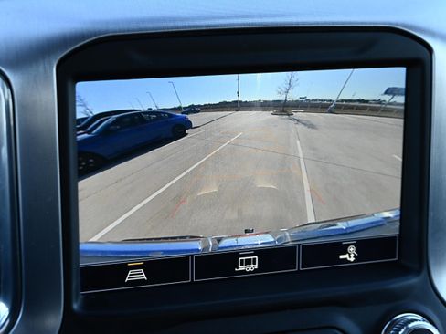 Used 2021 GMC Sierra 1500 SLT image 17