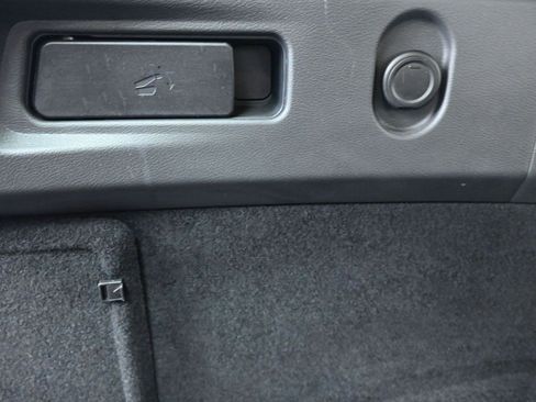 Used 2021 Nissan Rogue Platinum image 29