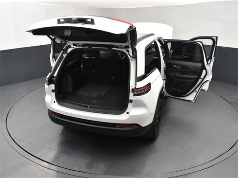 Used 2023 Jeep Grand Cherokee Altitude image 29