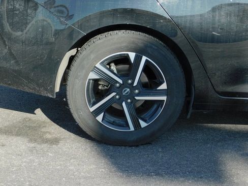 Used 2024 Nissan Sentra SV image 11